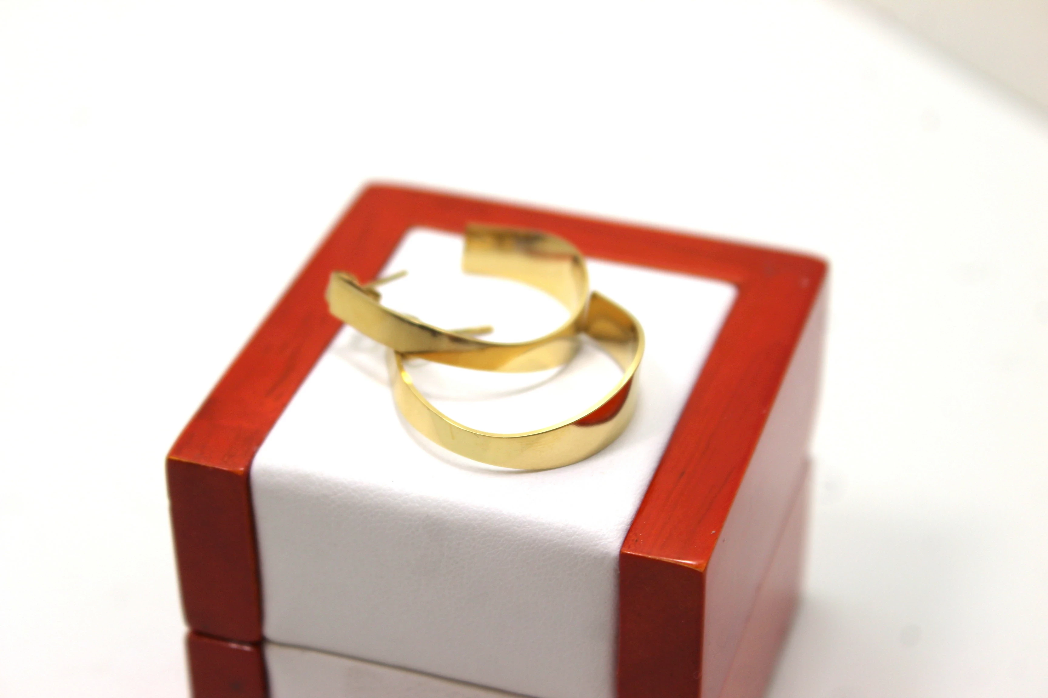 kolczyki-ze-stali-pozlacanej-szerokie-kola-kolor-dominujacy-205826-225106