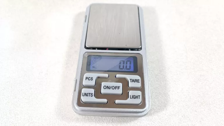 waga-jubilerska-001-kod-producenta-5904094220649