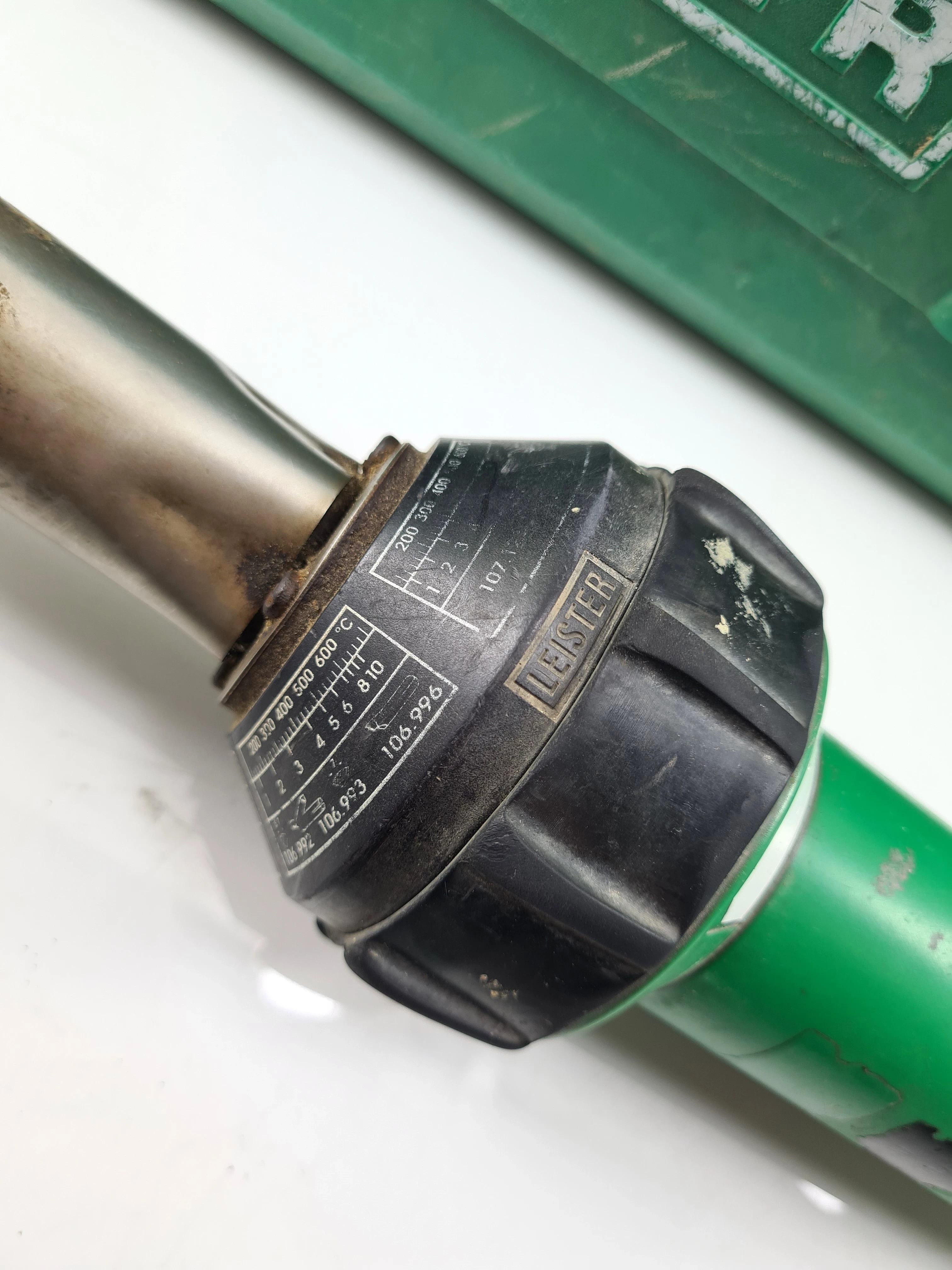 dmuchawa-zgrzewarka-leister-triac-s-1600w-walizka-zasilanie-sieciowe