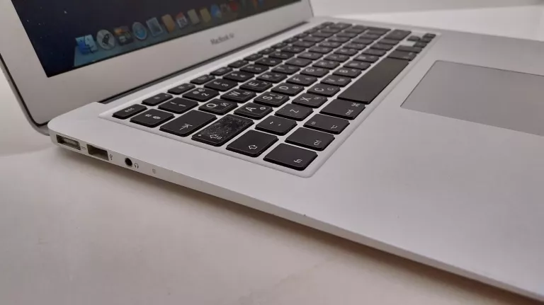 APPLE MACBOOK AIR 13" MID 2012 A1466