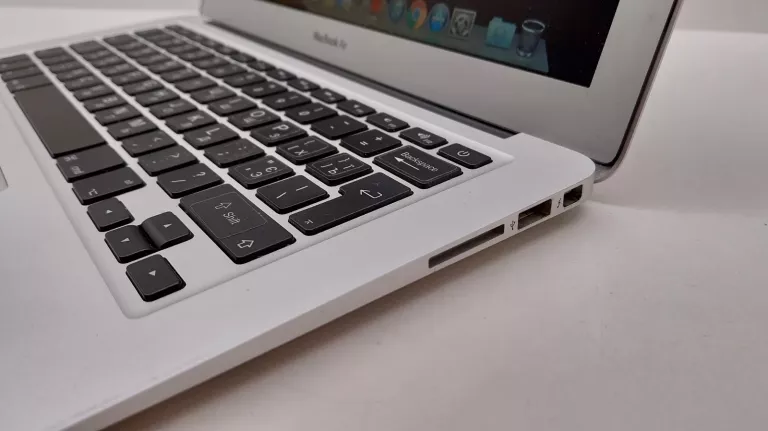 APPLE MACBOOK AIR 13" MID 2012 A1466