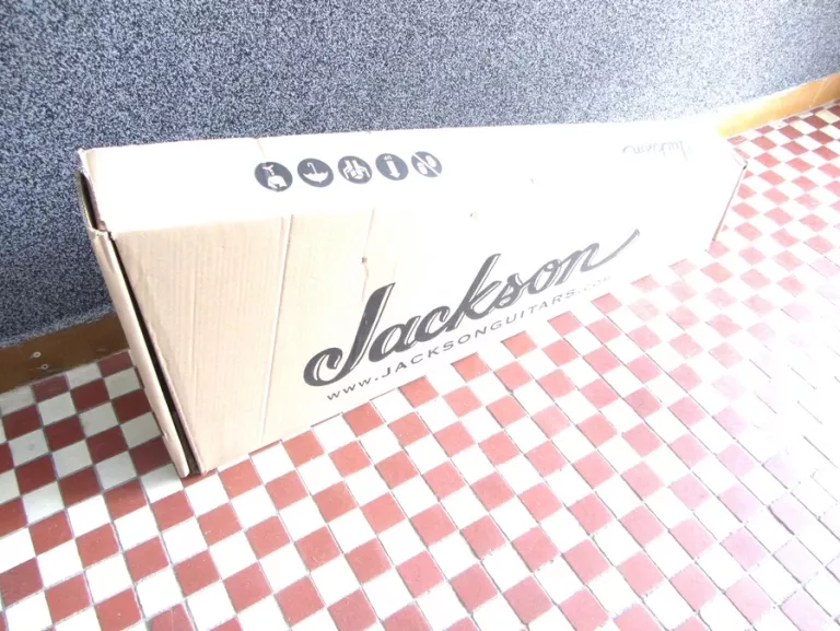 GITARA ELEKTRYCZNA JACKSON CWJ 2080085