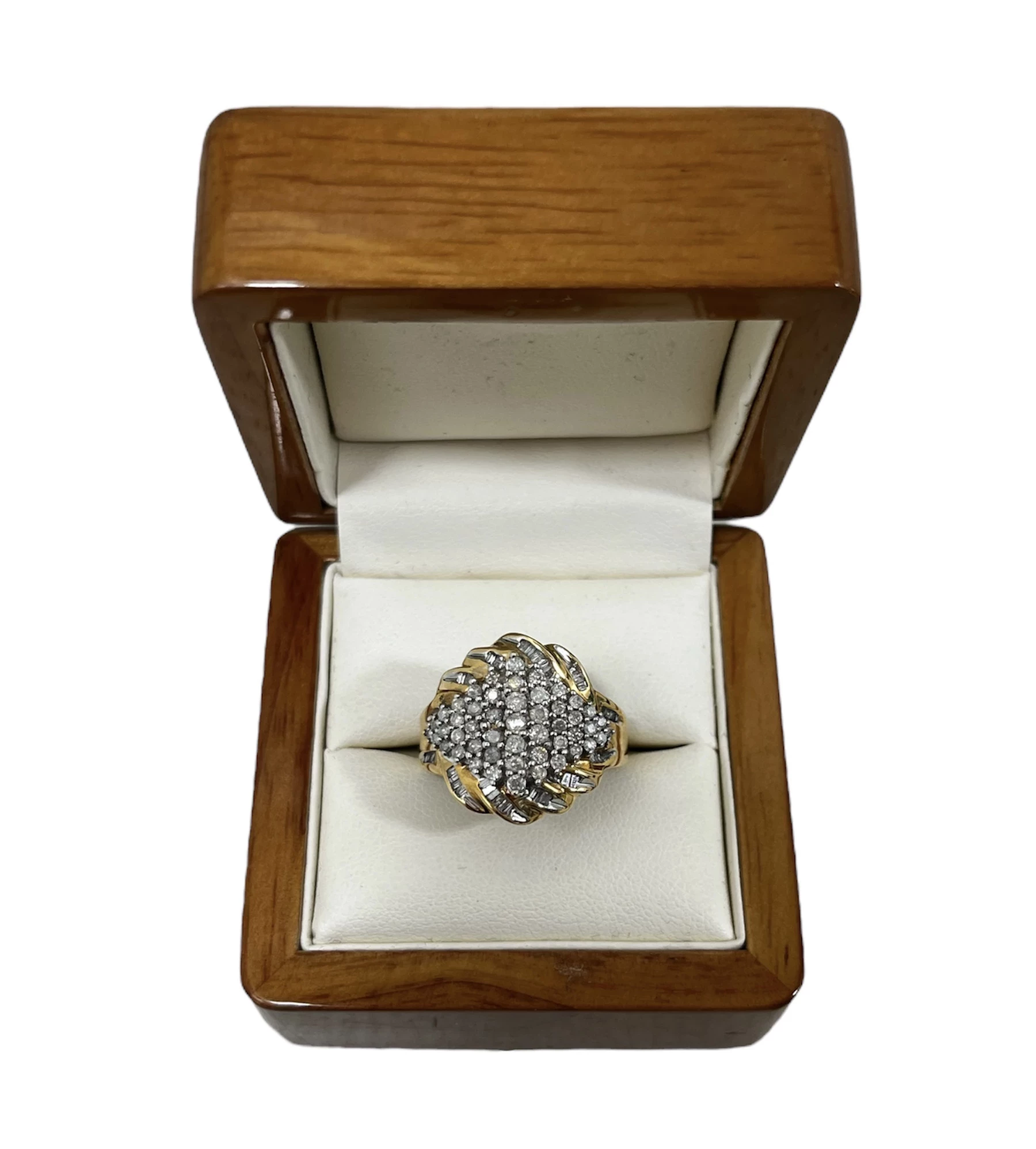 zloty-pierscionek-z-brylantami-r17908g585-warszawska-21-bialystok