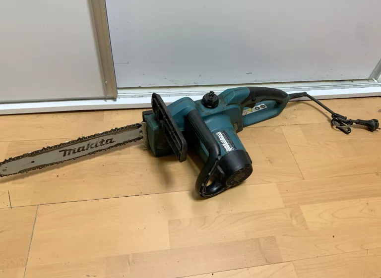Sägenspezi Schwert-Set Für Makita UC3541A – Inkl. 4 Halbmeißelketten & Führungsschiene – Für Holz, Baumarbeit & Brennholz