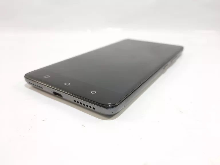 SMARTFON LENOVO K6 NOTE 3/32 GB K53A48