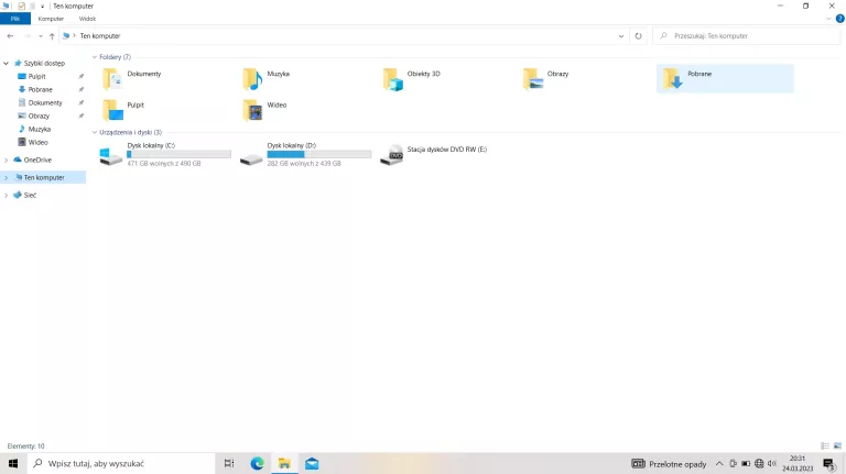 LAPTOP LENOVO V310 I5-6200/4GB RAM/R5 M430/1TB HD