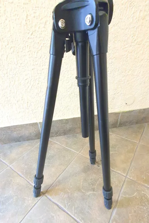 statyw-do-aparatu-fotomate-model-statyw-fotograficzny