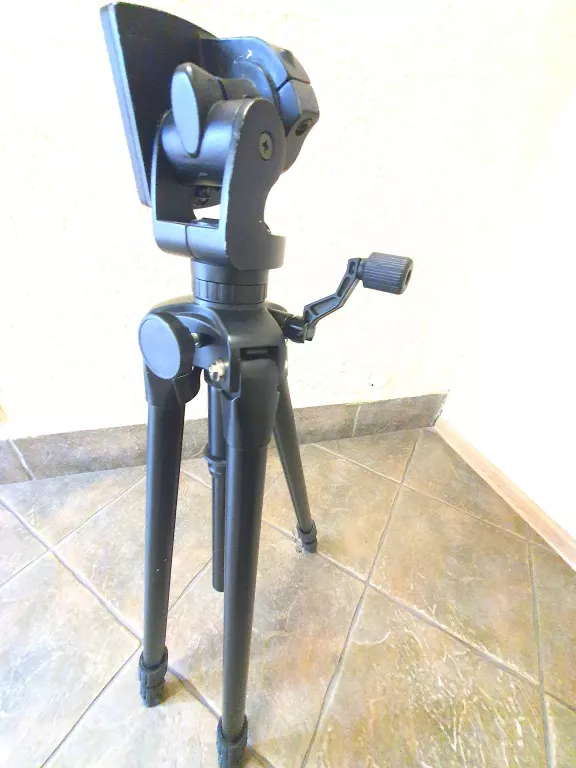 statyw-do-aparatu-fotomate-kod-producenta-statyw-fotograficzny-wysoki