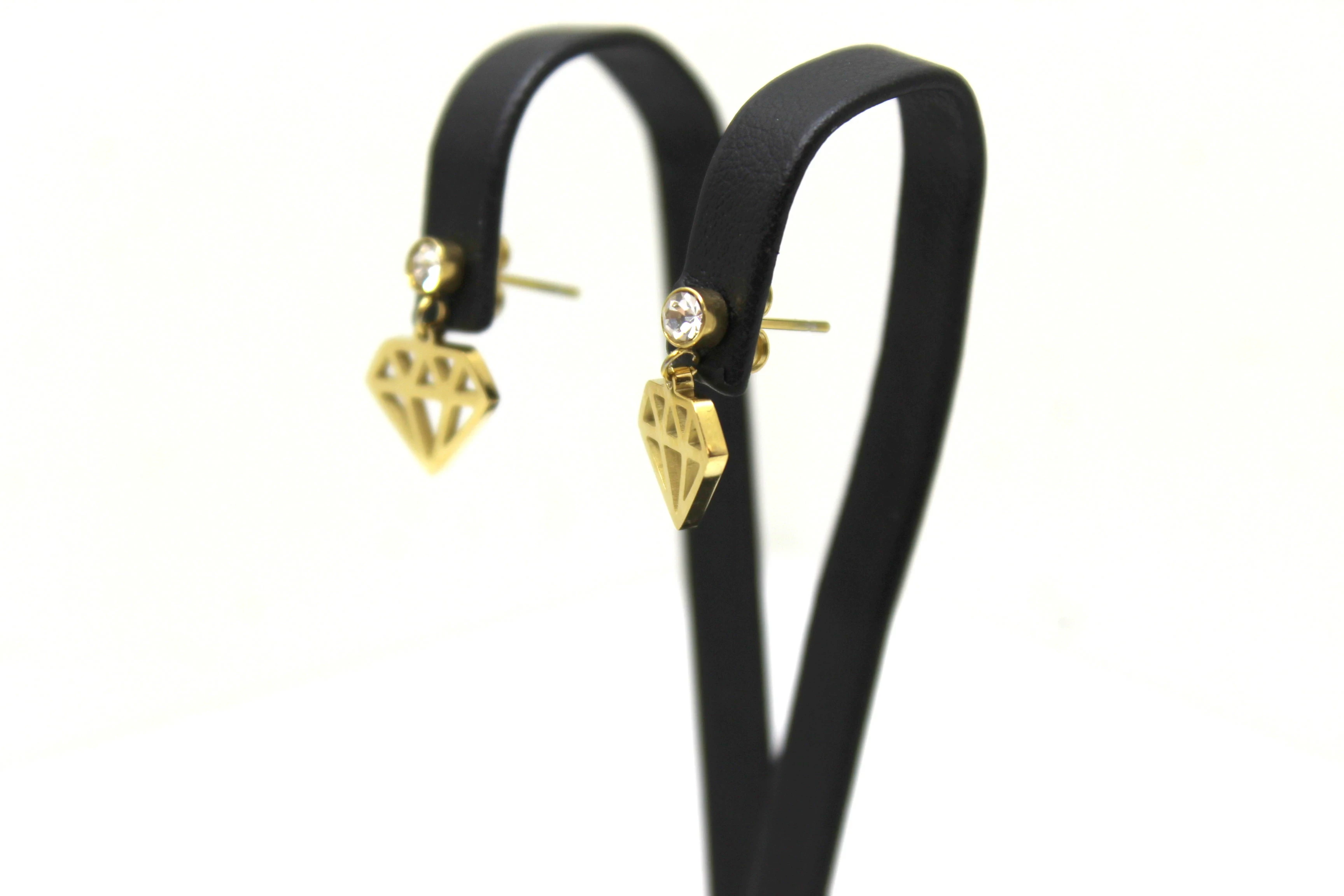 kolczyki-ze-stali-pozlacanej-diament-z-cyrkonia-material-15835-256