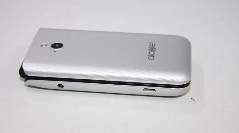 alcatel-3082-4g-3028x-przekatna-ekranu-240