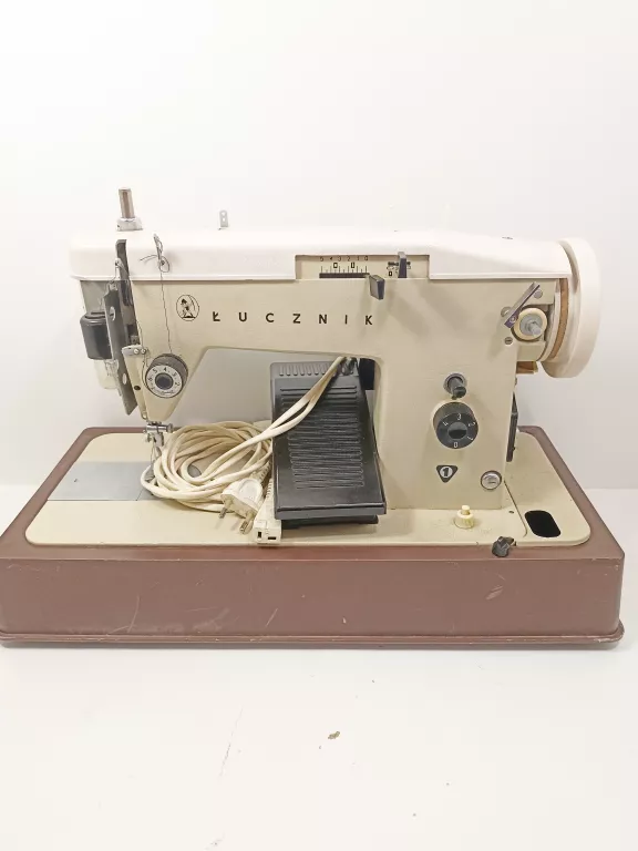maszyna-do-szycia-lucznik-pulawska-103-warszawa