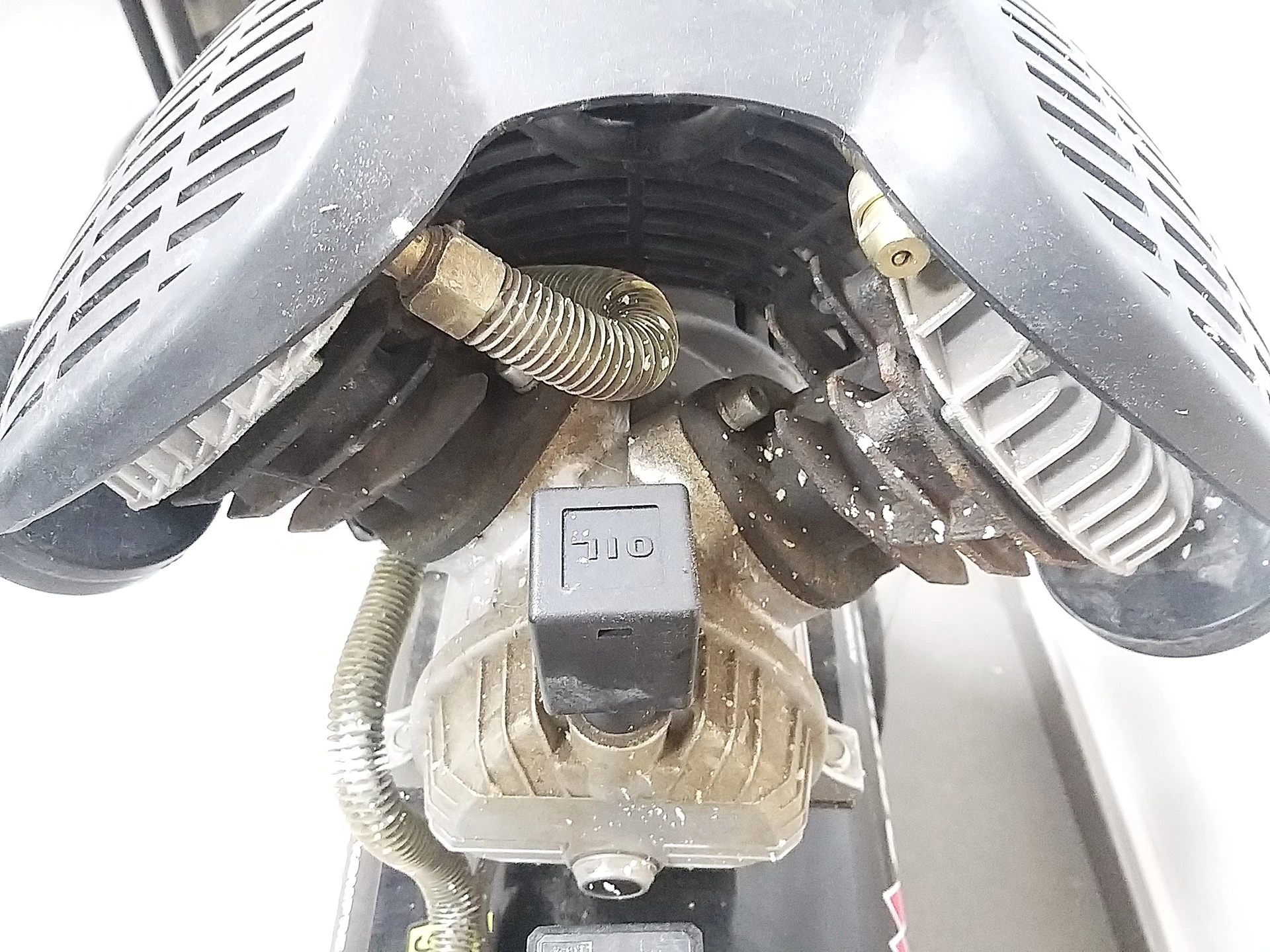 kompresor-warsztatowy-olejowy-magnum-zva-50-ii-moc-kw-22