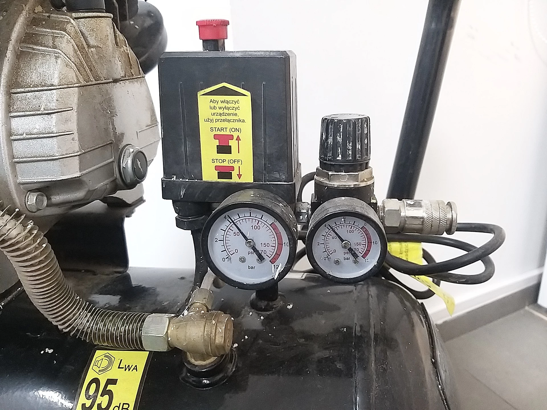 kompresor-warsztatowy-olejowy-magnum-zva-50-ii-stan-uzywany