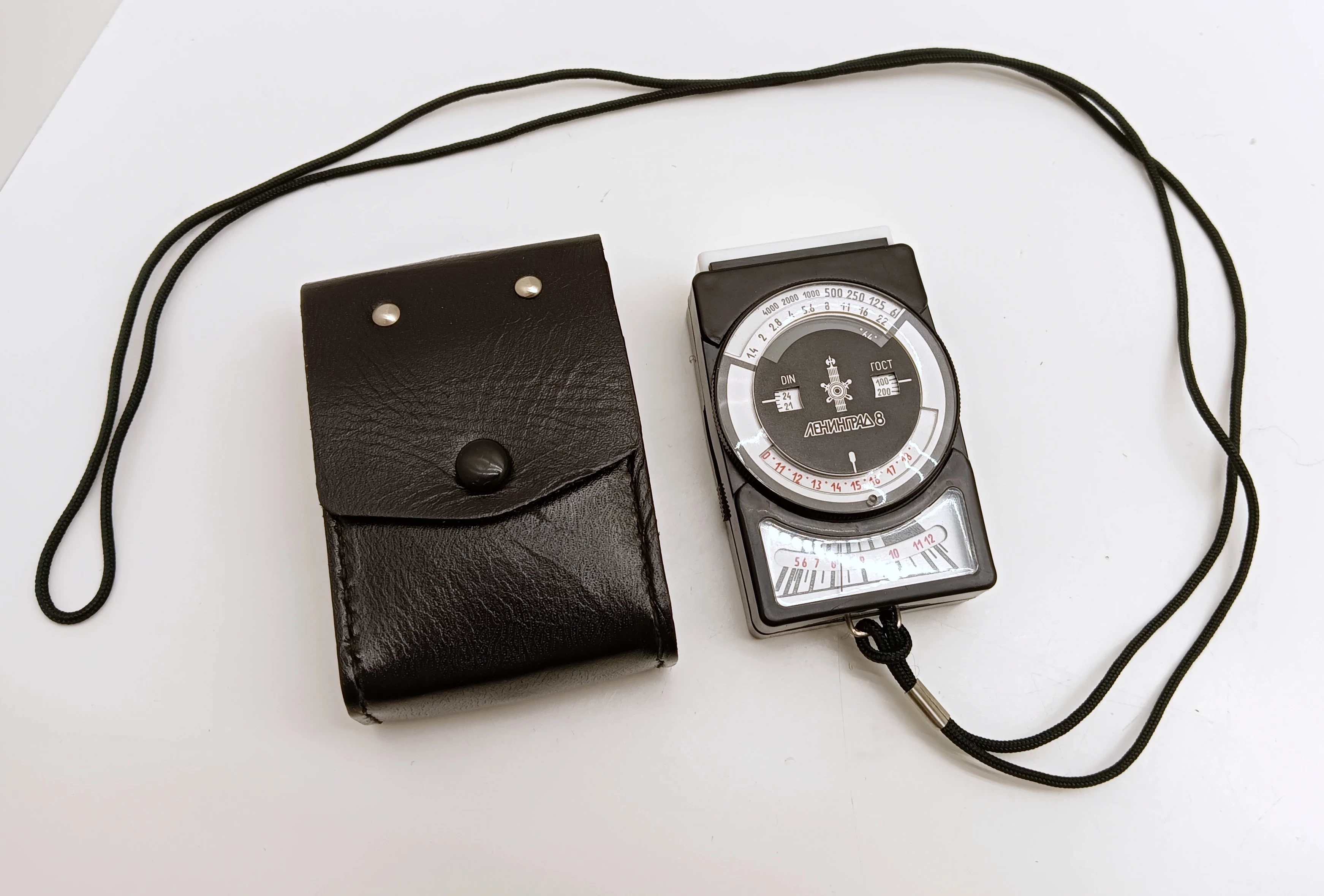 swiatlomierz-leningrad-8-9851-79-futeral-bytomska-12-czeladz