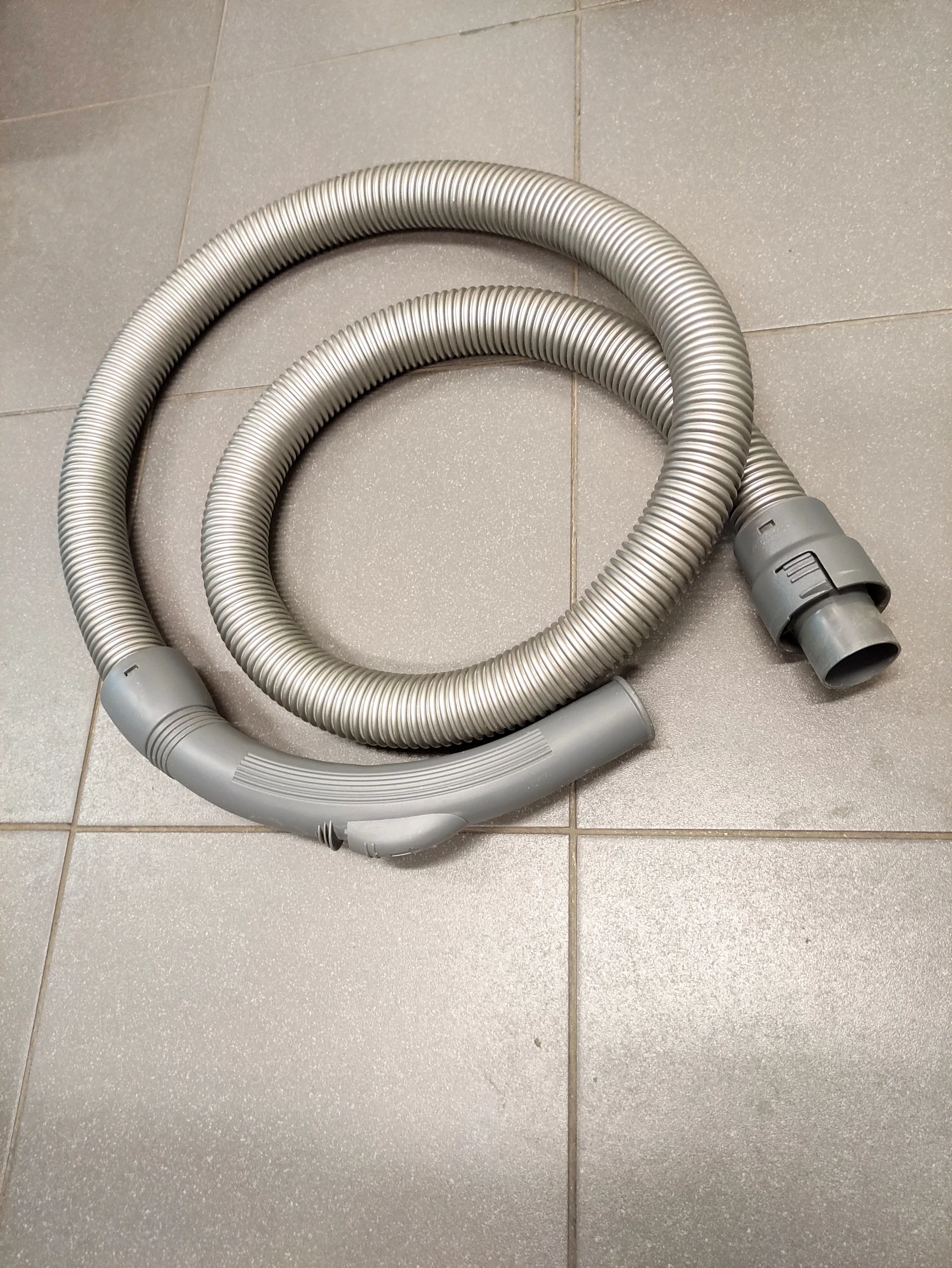 odkurzacz-zelmer-voyager-twix-2000w-stan-uzywany