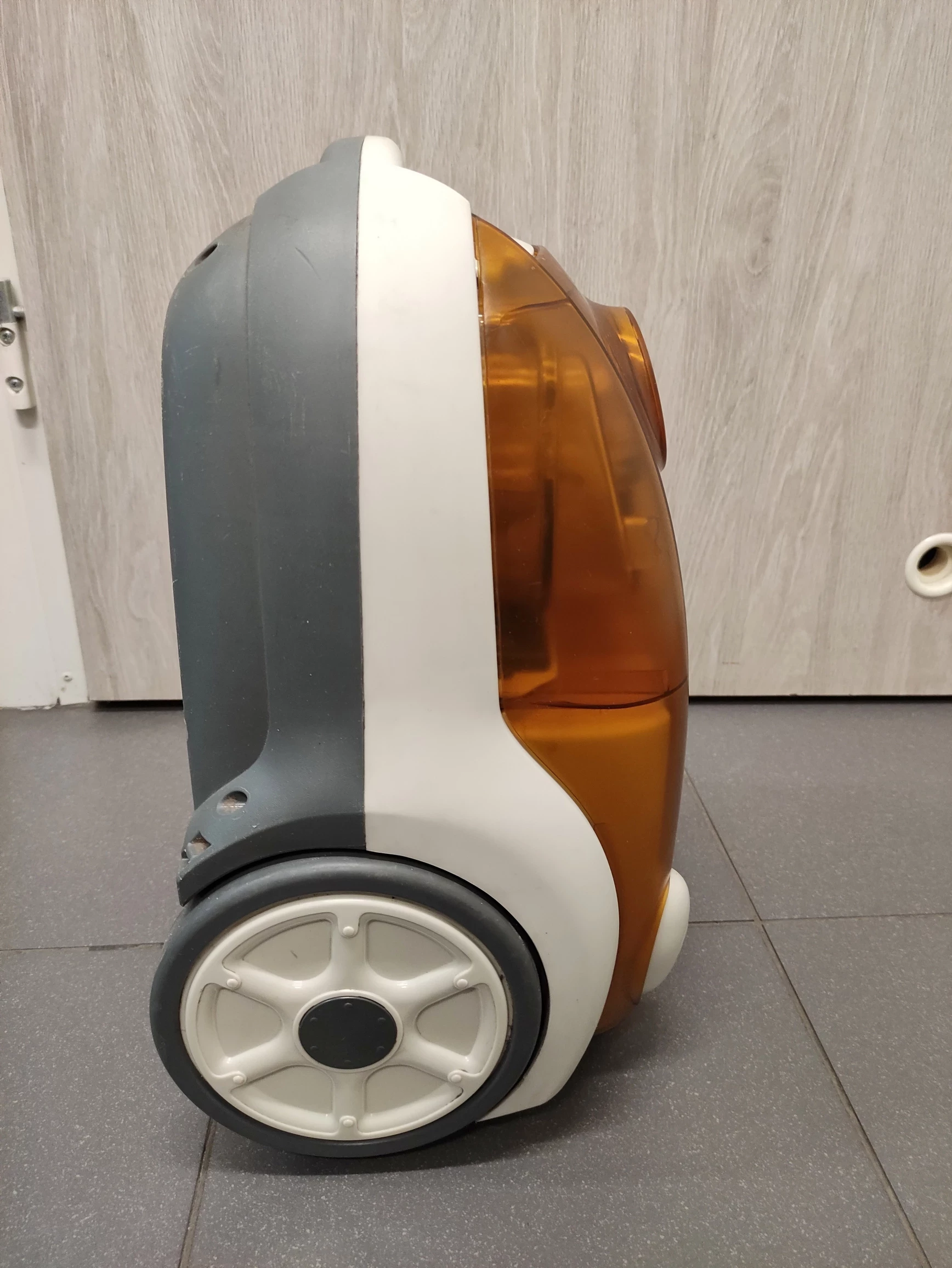 odkurzacz-zelmer-voyager-twix-2000w-kod-producenta-zvc332st