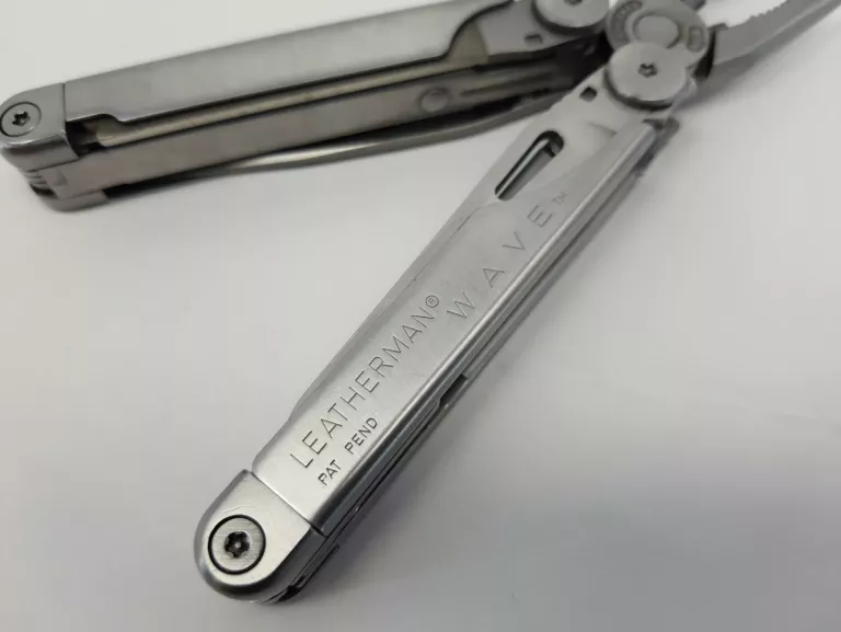 MULTITOOL LEATHERMAN WAVE TM