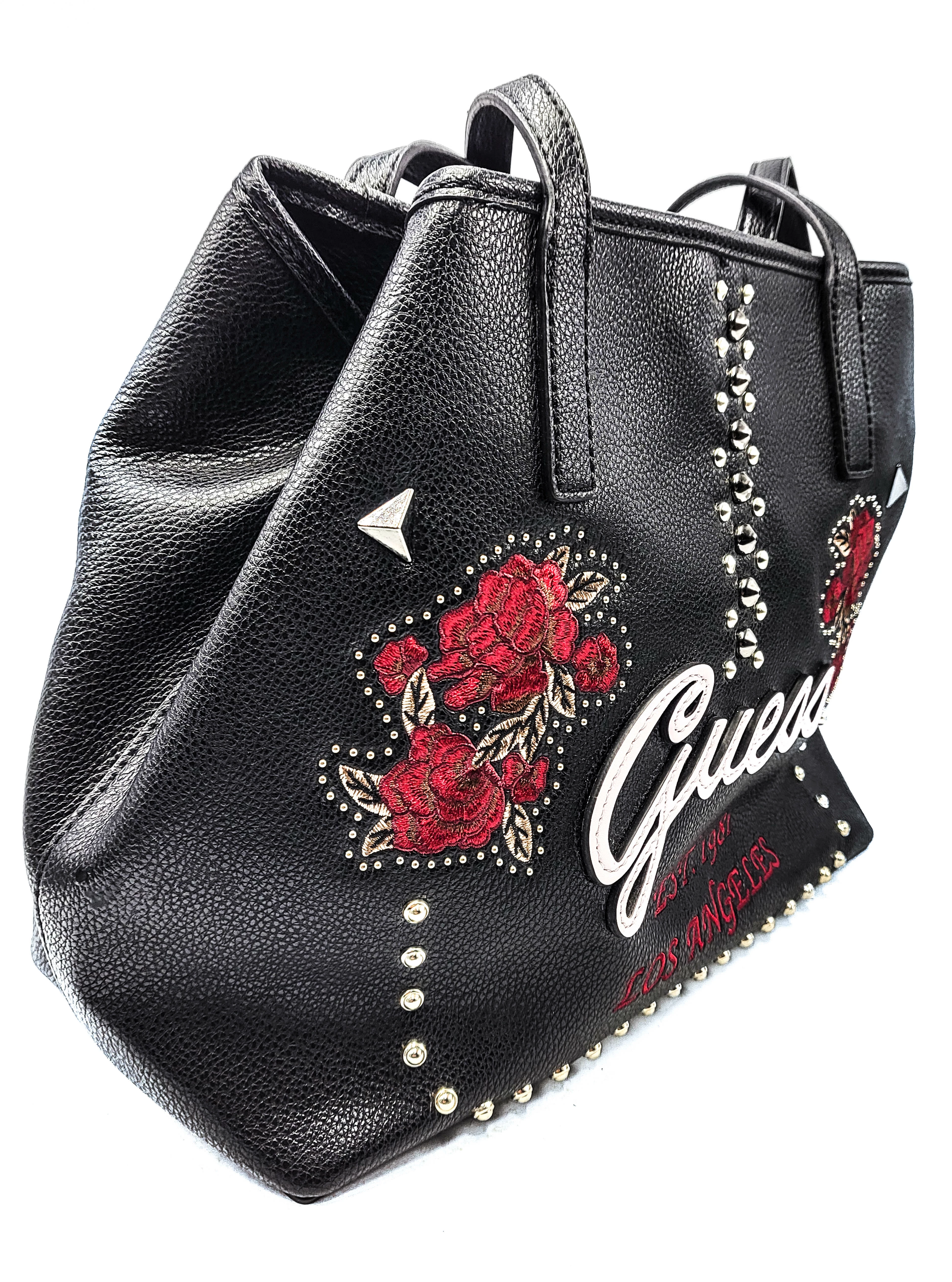 torebka-guess-roze-cwieki-worek-stan-powystawowy