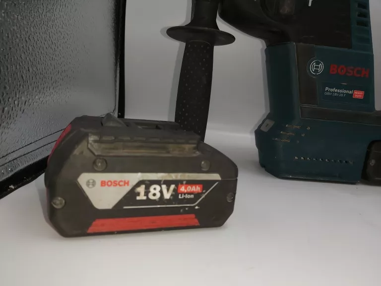 mlotowiertarka-bosch-gbh-18v-26-2-aku-40ah-18v-zasilanie-akumulatorowe