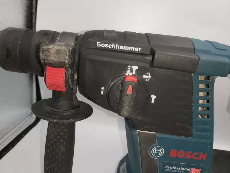 mlotowiertarka-bosch-gbh-18v-26-2-aku-40ah-18v-energia-udaru-26