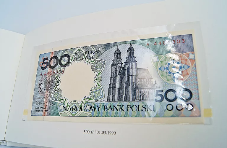 ALBUM NBP MIASTA POLSKIE BANKNOTY KOMPLET 1990 UN