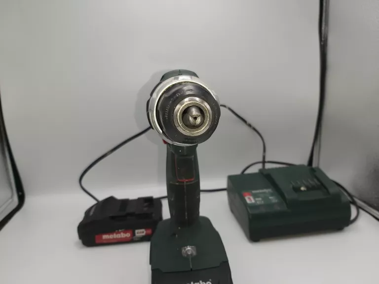 WKRĘTARKA METABO BS 18 L + 2 AKU 2,0AH, ŁADOWARKA