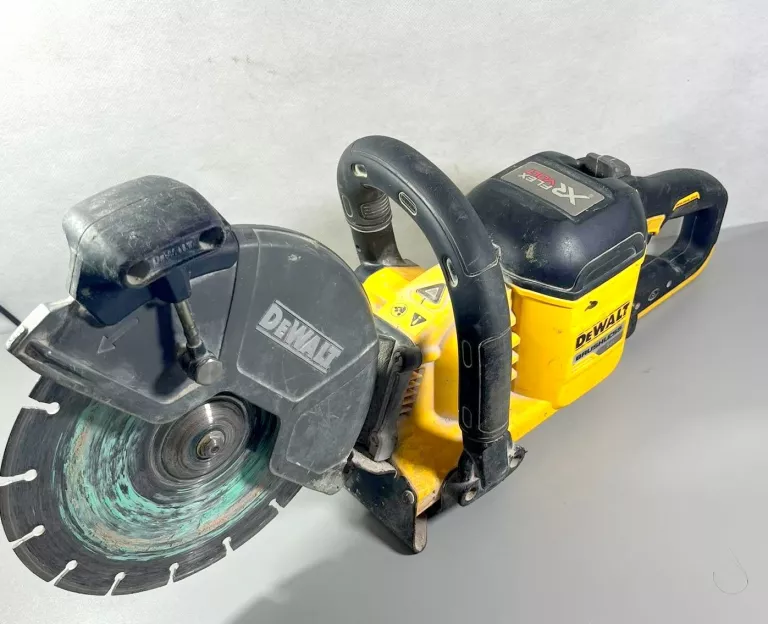 DEWALT FLEXVOLT DCS690N + AKU DEWALT 12AH