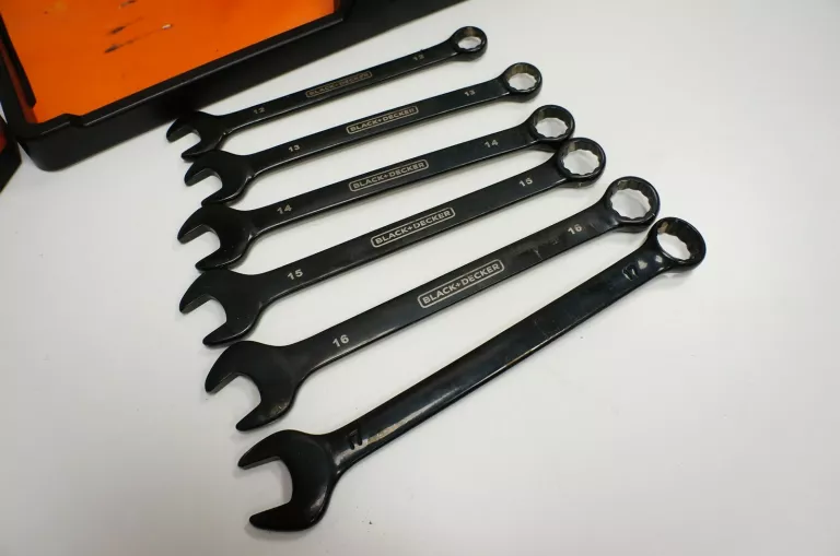 zestaw-kluczy-plasko-oczkowych-black-decker-11-el-kod-producenta-bdht0-71617