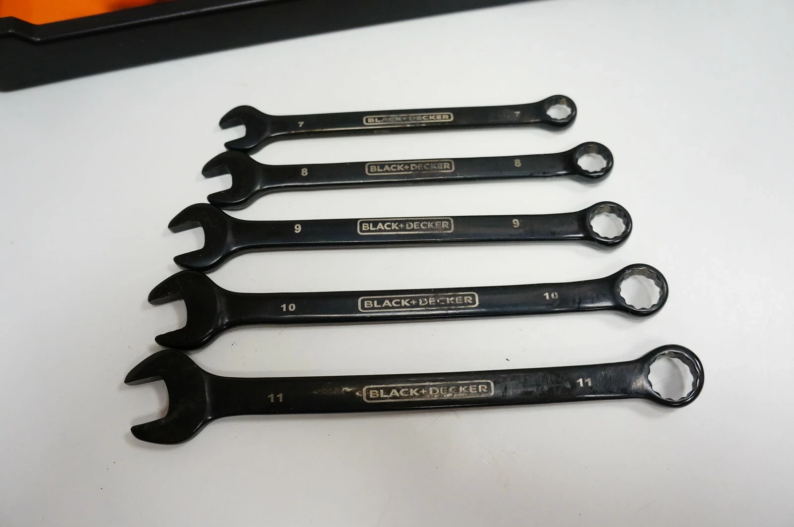 zestaw-kluczy-plasko-oczkowych-black-decker-11-el-rodzaj-klucza-plasko-oczkowy