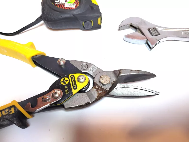 zestaw-narzedzi-liczba-elementow-w-zestawie-3