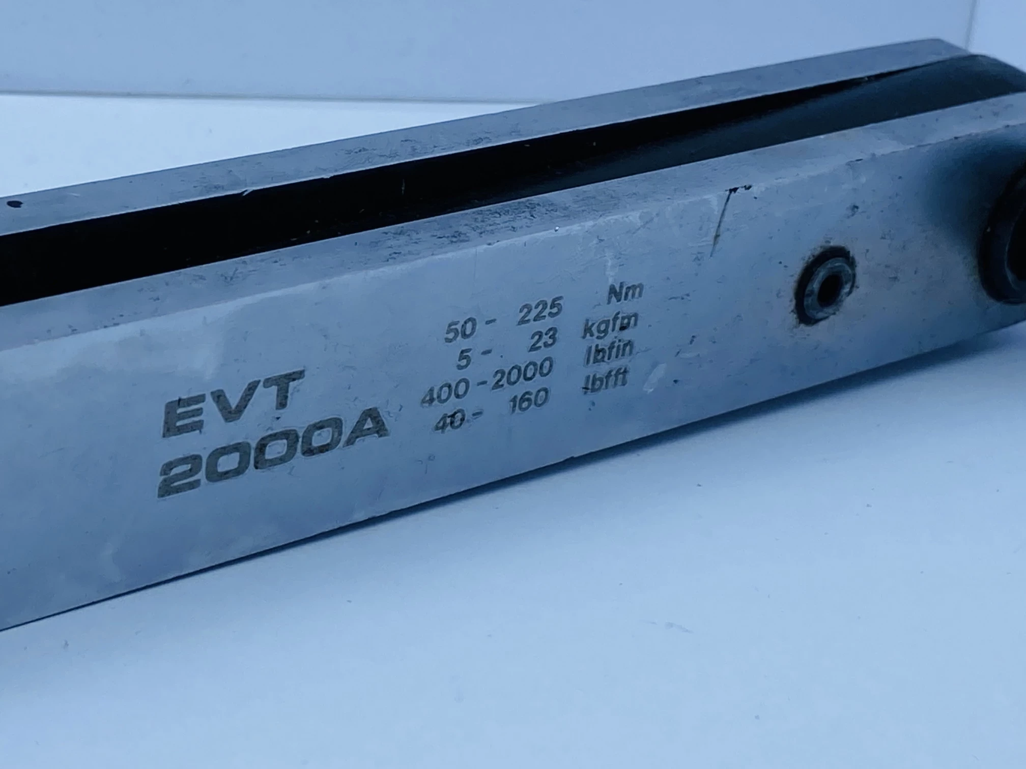 klucz-dynamometryczny-britool-evt-2000a-rodzaj-klucza-dynamometryczny