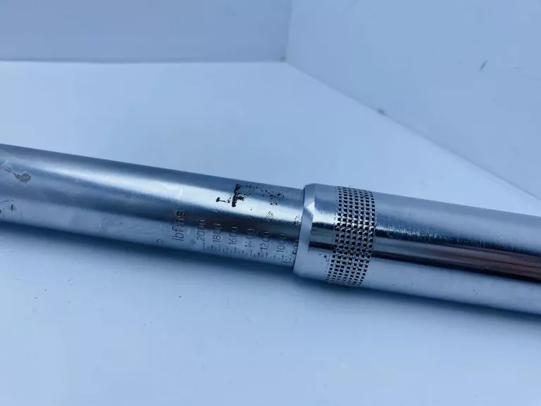 klucz-dynamometryczny-britool-evt-2000a-product-id-6643326b-640b-428c-bd0a-ace10a308968