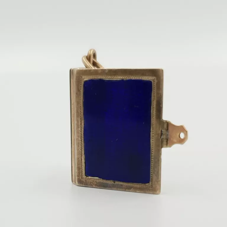 585-zawieszka-ksiazka-744g-rodzaj-wyrob-jubilerski