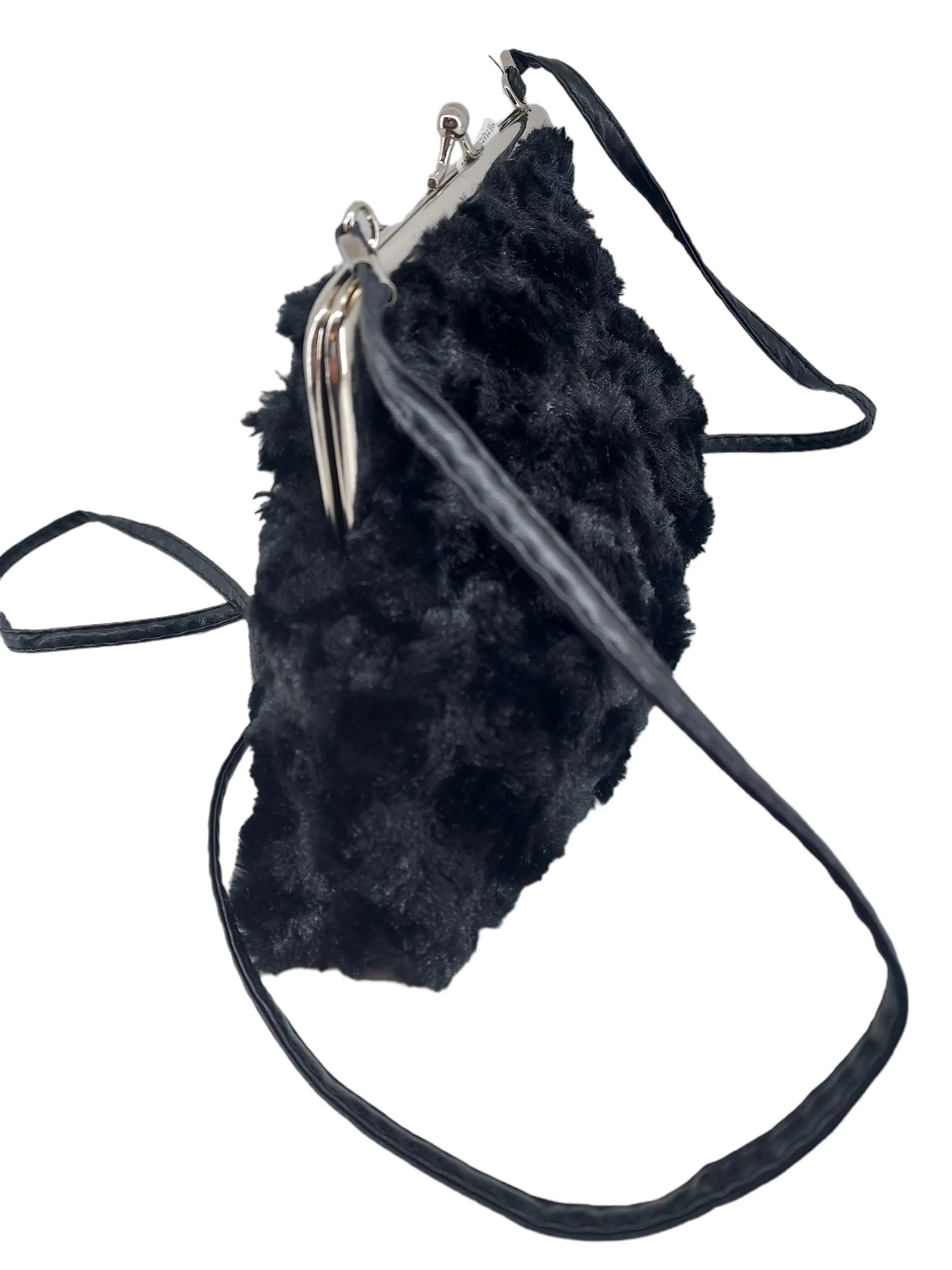 torebka-czarna-futerkowa-stan-11323-2