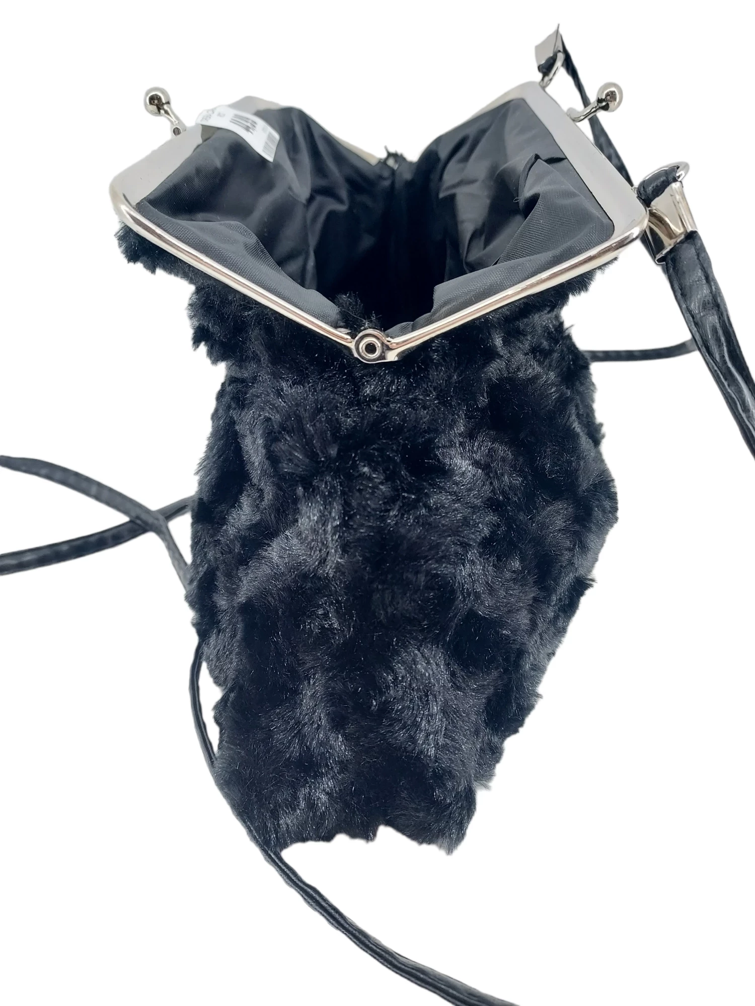 torebka-czarna-futerkowa-material-dominujacy-203885-842089