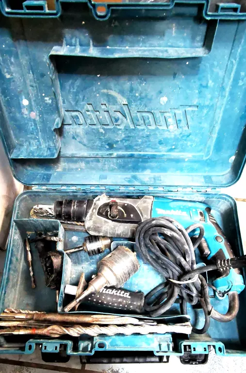 mlotowiertarka-makita-hr-2470-780w-ean-gtin-088381081658