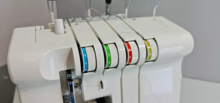 maszyna-do-szycia-overlock-pfaff-hobbylock-756-model-hobbylock-25