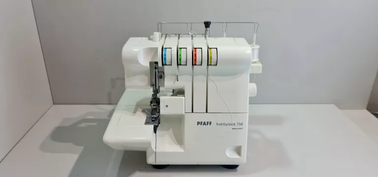 MASZYNA DO SZYCIA OVERLOCK PFAFF HOBBYLOCK 756