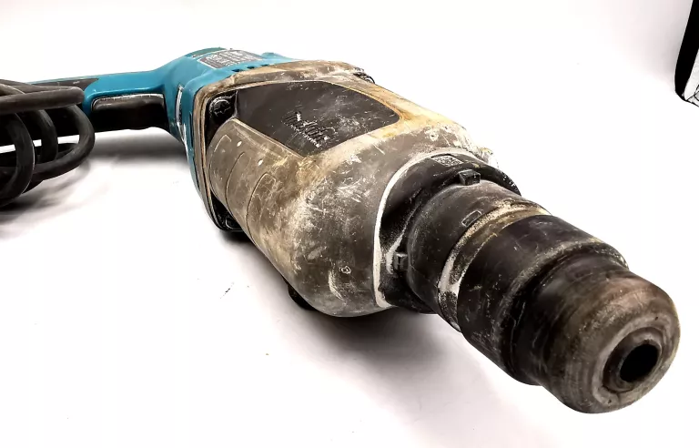 mlotowiertarka-makita-hr-2470-780w-funkcyjnosc-3-funkcyjny-wiercenie-z-i-bez-udaru-podkuwanie