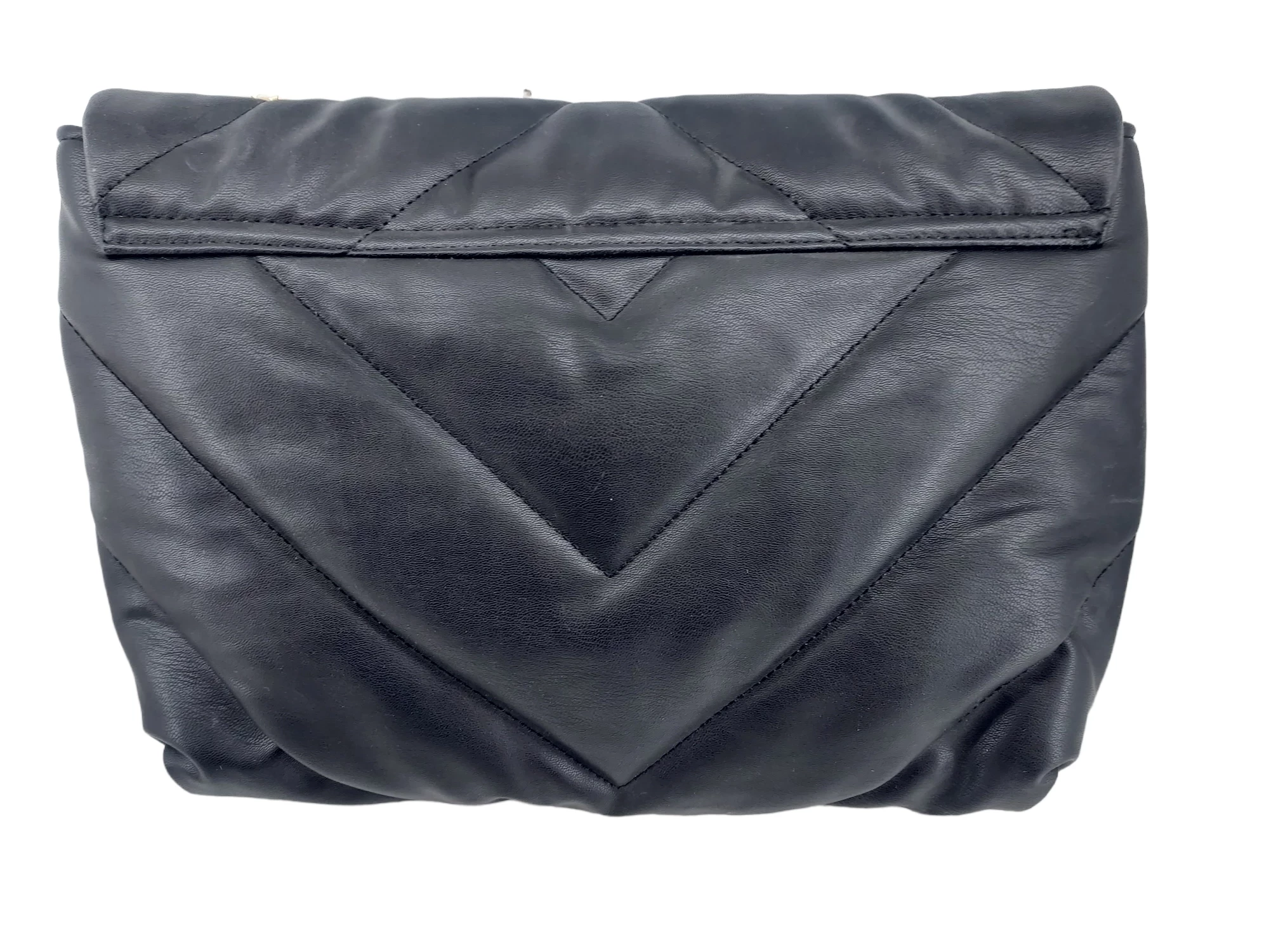 torebka-czarna-new-yoker-zloty-lancuch-material-dominujacy-poliester