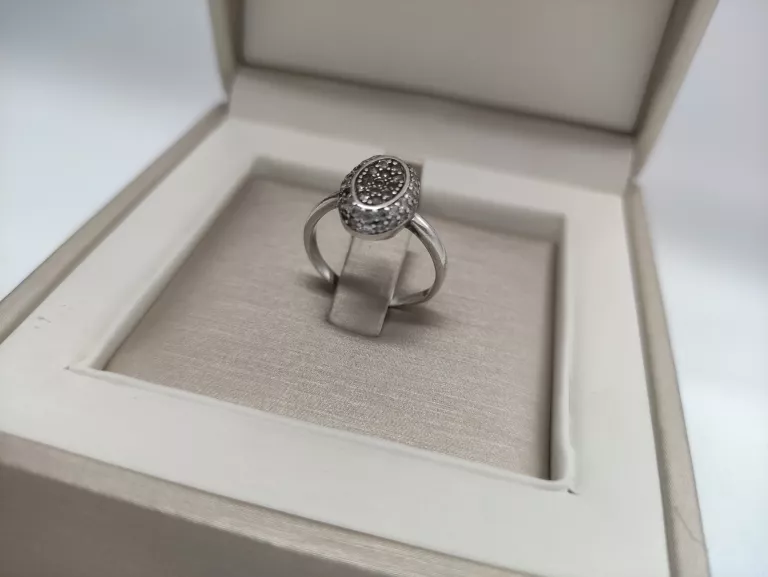 pierscionek-ze-srebra-pekniety-wyzwolenia-42-walbrzych-sj