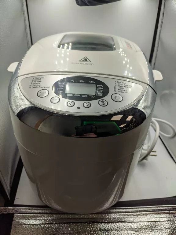AUTOMAT DO CHLEBA WYPIEKACZ SILVERCREST