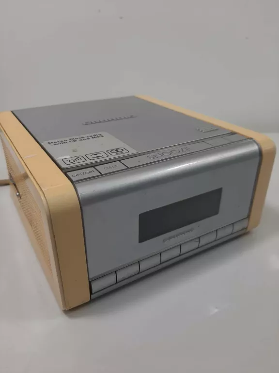 RADIO KUCHENNE GRUNDIG CCD 5600