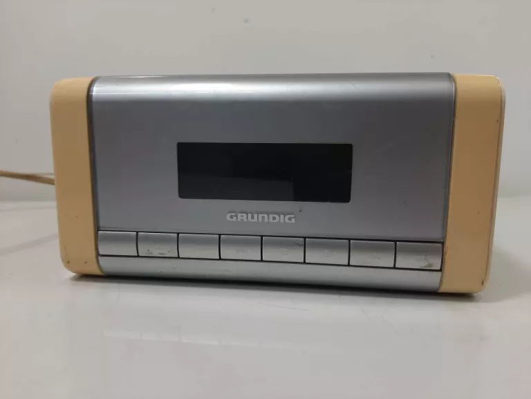 RADIO KUCHENNE GRUNDIG CCD 5600