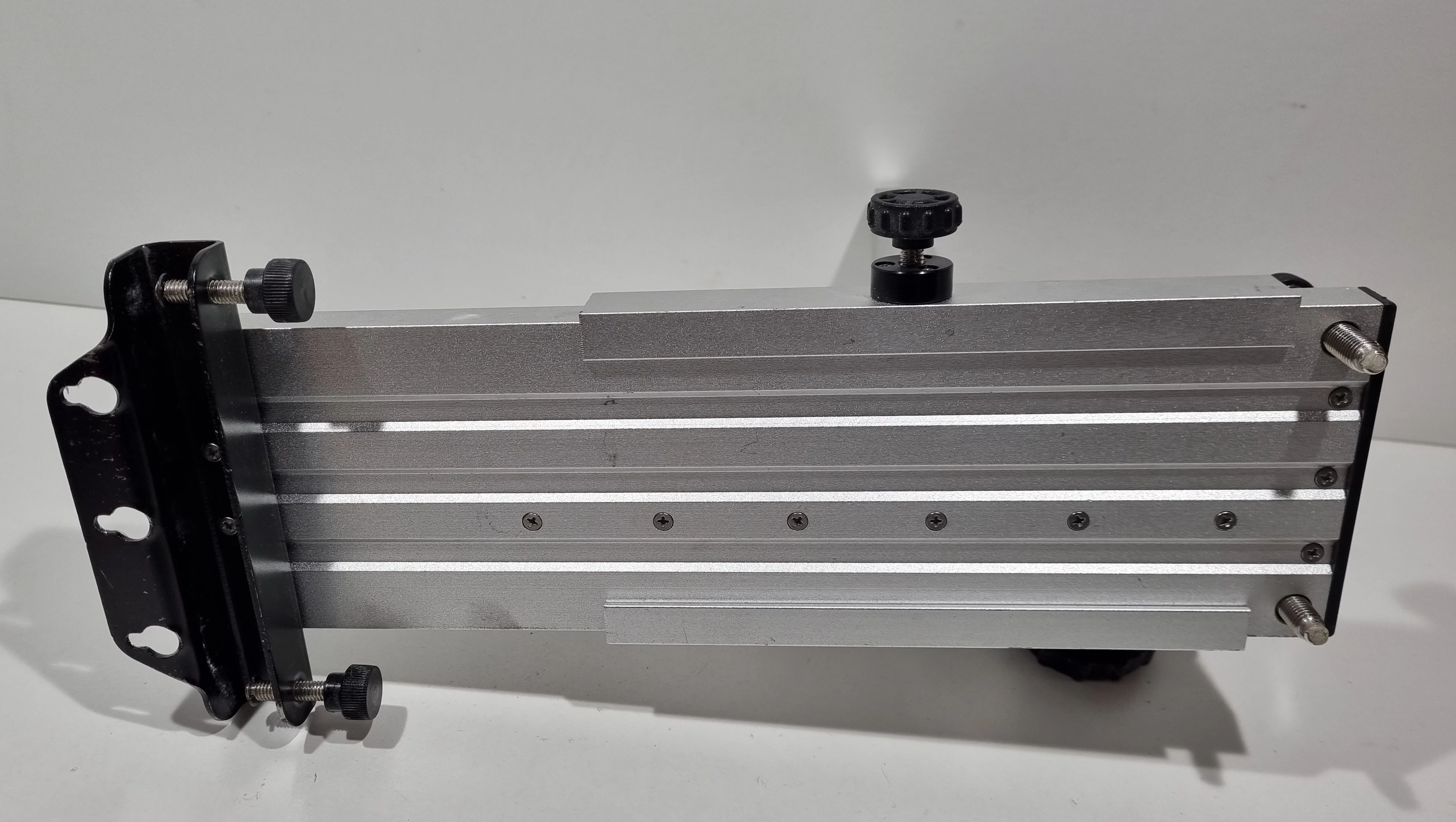 uchwyt-scienny-do-laserow-geo-fennel-wh2-kod-producenta-290610