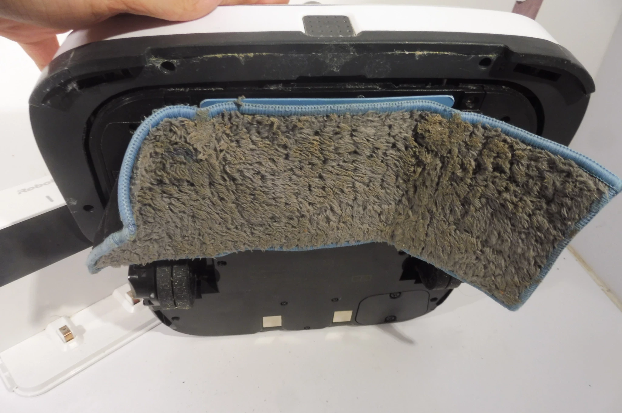 robot-sprzatajacy-irobot-braava-jet-m6-stan-uzywany