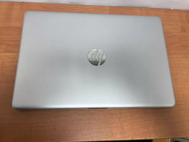 LAPTOP HP-15DW3113NW WIN11/8GB RAM/512GB SSD