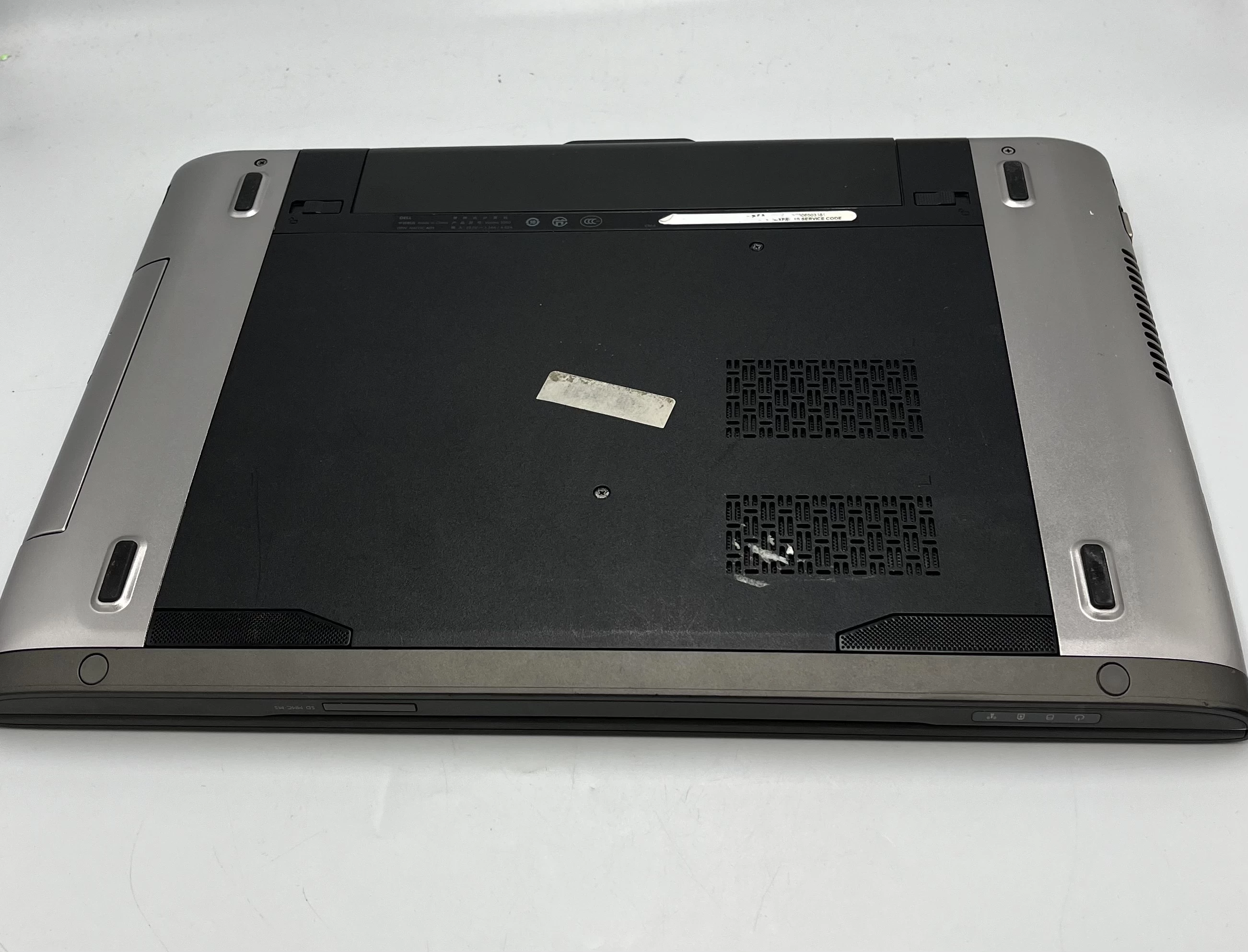 dell-vostro-3560-win-10-pro128gbamd-radeon-system-operacyjny-windows-10-professional