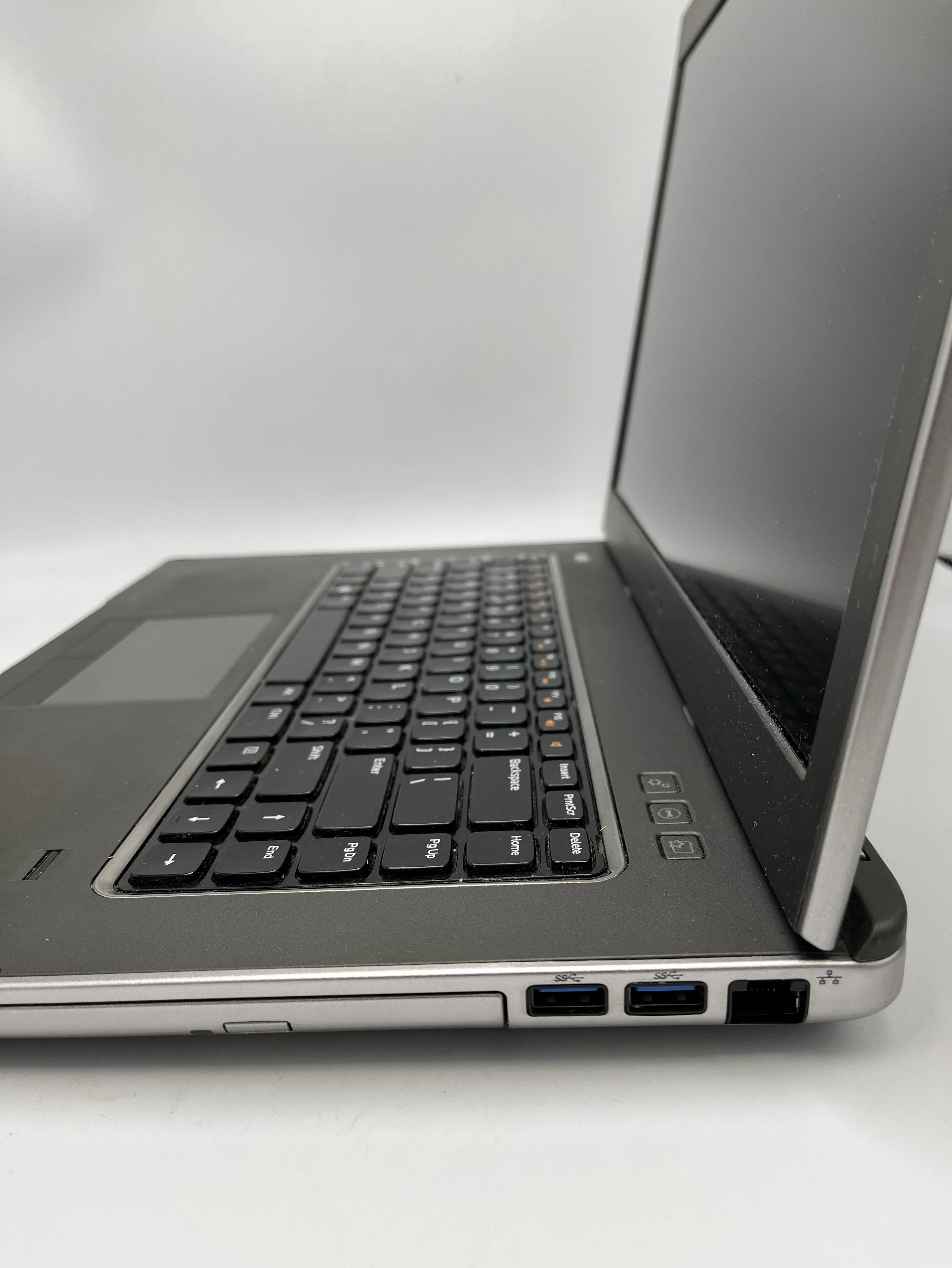 dell-vostro-3560-win-10-pro128gbamd-radeon-model-vostro-3560