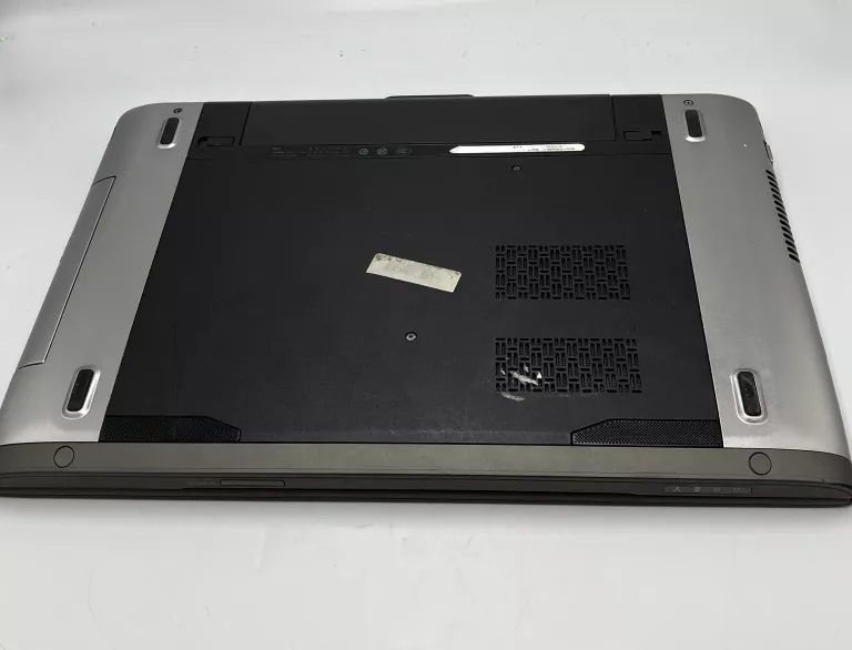 dell-vostro-3560-win-10-pro128gbamd-radeon-system-operacyjny-windows-10-professional